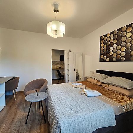 Zita - Heart Of Rovinj, Apartment For 2, Free Parking, 2Min Center, 5Min Beach Walk المظهر الخارجي الصورة