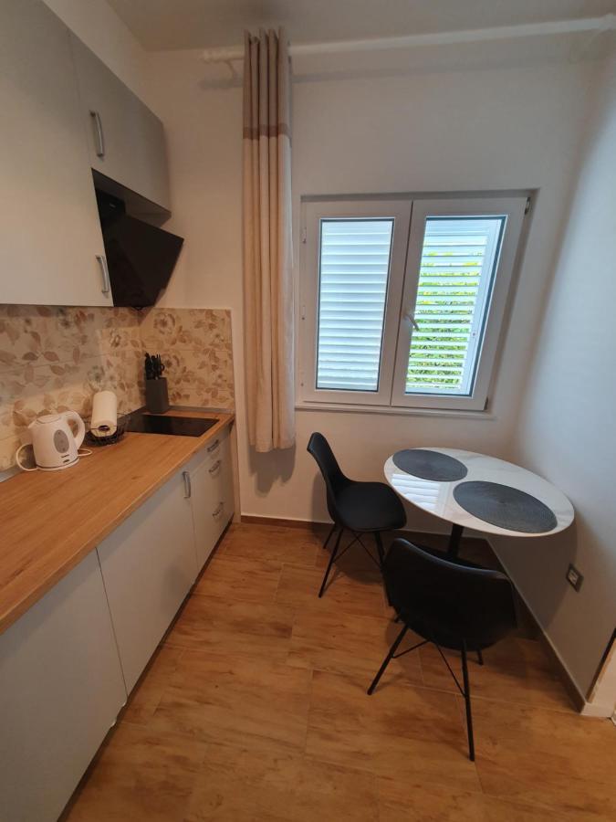 Zita - Heart Of Rovinj, Apartment For 2, Free Parking, 2Min Center, 5Min Beach Walk المظهر الخارجي الصورة
